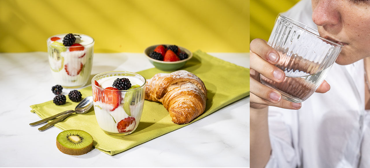 Zwei Glasschusseln mit Deckel