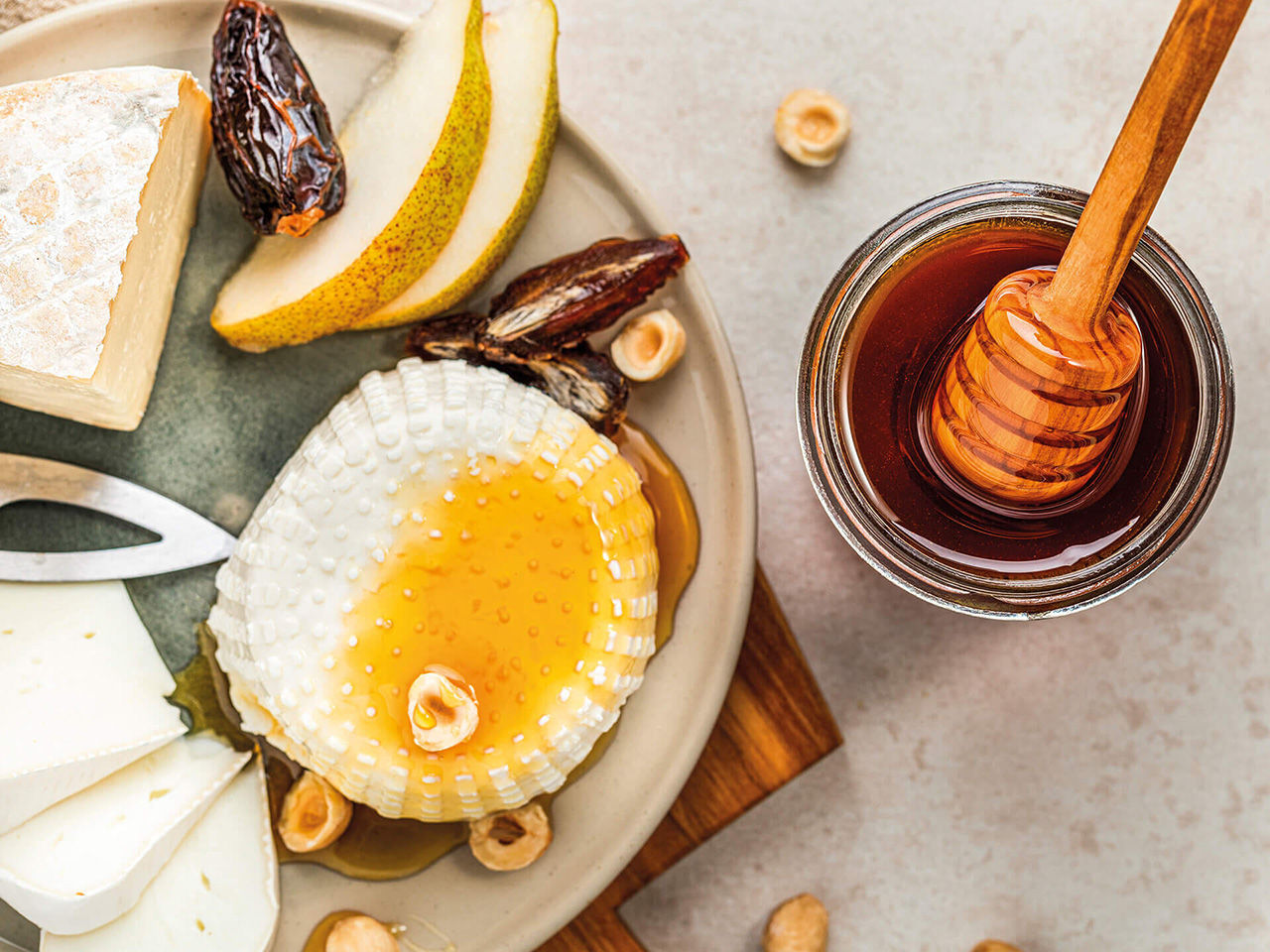 Käse, Honig und Obst