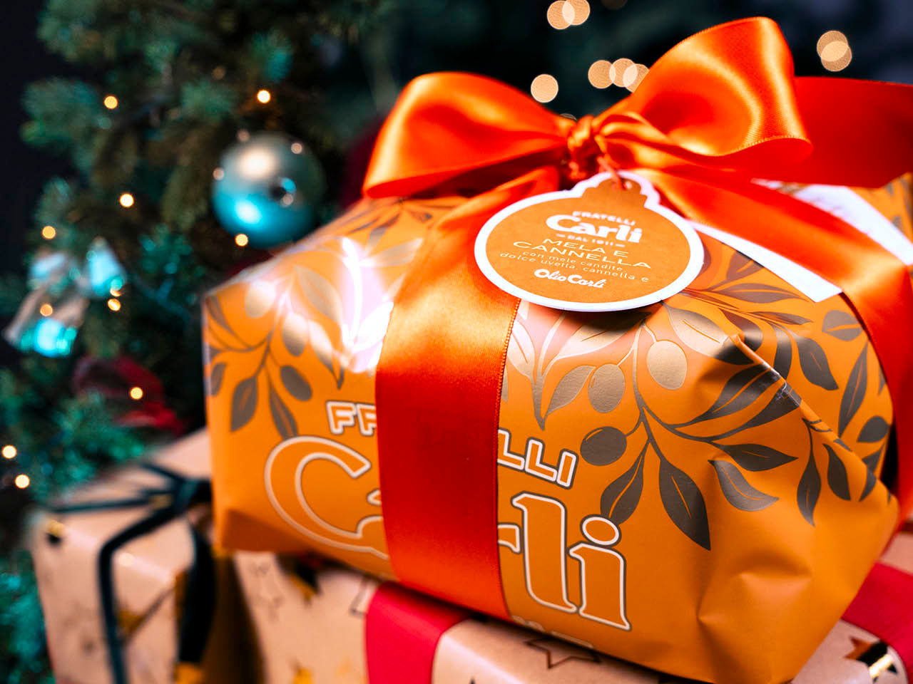 Fratelli Carli Weihnachtskuchen Apfel-Zimt in Geschenkpackung