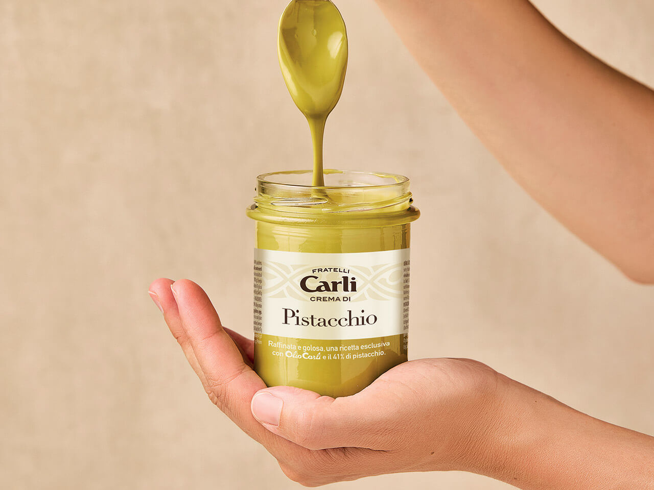 Loffel mit Pistaziencreme