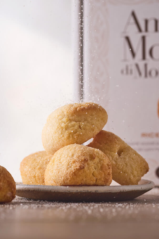 Trois biscuiuts Amaretti