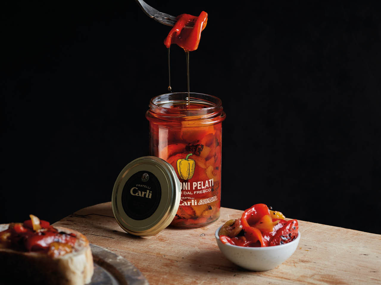 tartines avec poivrons grillés et anchois