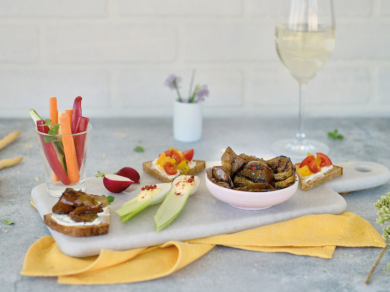 apéritif avec aubergines grillees